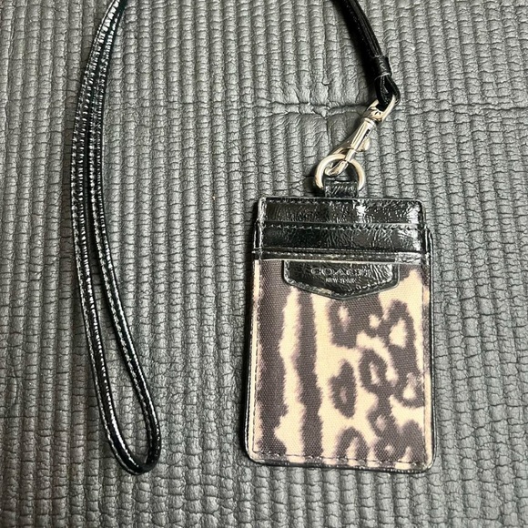 Coach Black and Tan Animal Print ID Holder - Picture 1 of 2
